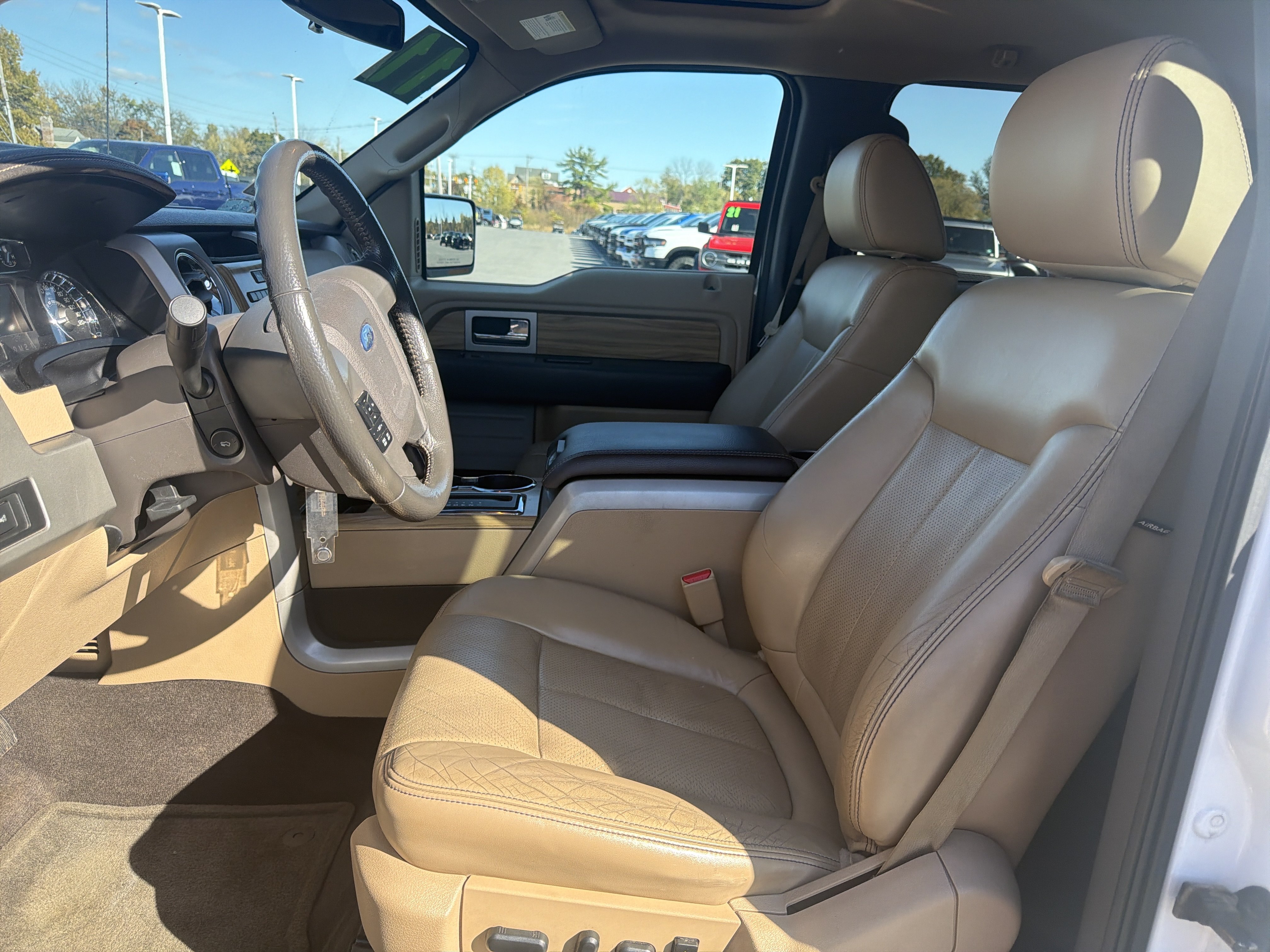 Used 2011 Ford F150 Lariat w/ Lariat Chrome Pkg AWD/4WD image 12