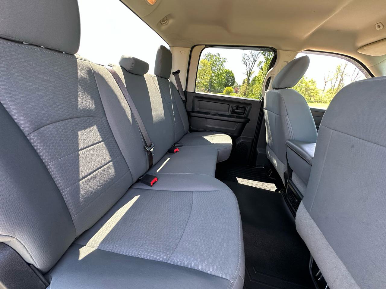 Used 2018 RAM 1500 Express w/ Express Value Package AWD/4WD image 42