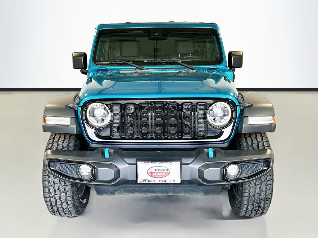 Used 2024 Jeep Wrangler Unlimited AWD/4WD image 2