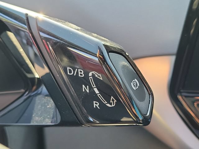 Certified 2022 Volkswagen ID.4 Pro AWD/4WD image 27