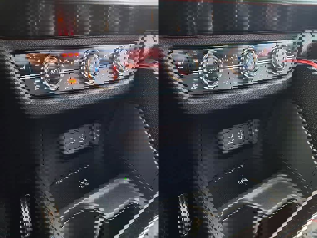 Certified 2025 Acura ADX A-Spec image 15