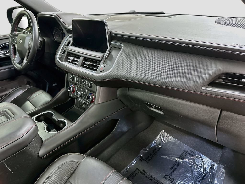 Used 2021 Chevrolet Suburban RST w/ Luxury Package AWD/4WD image 32