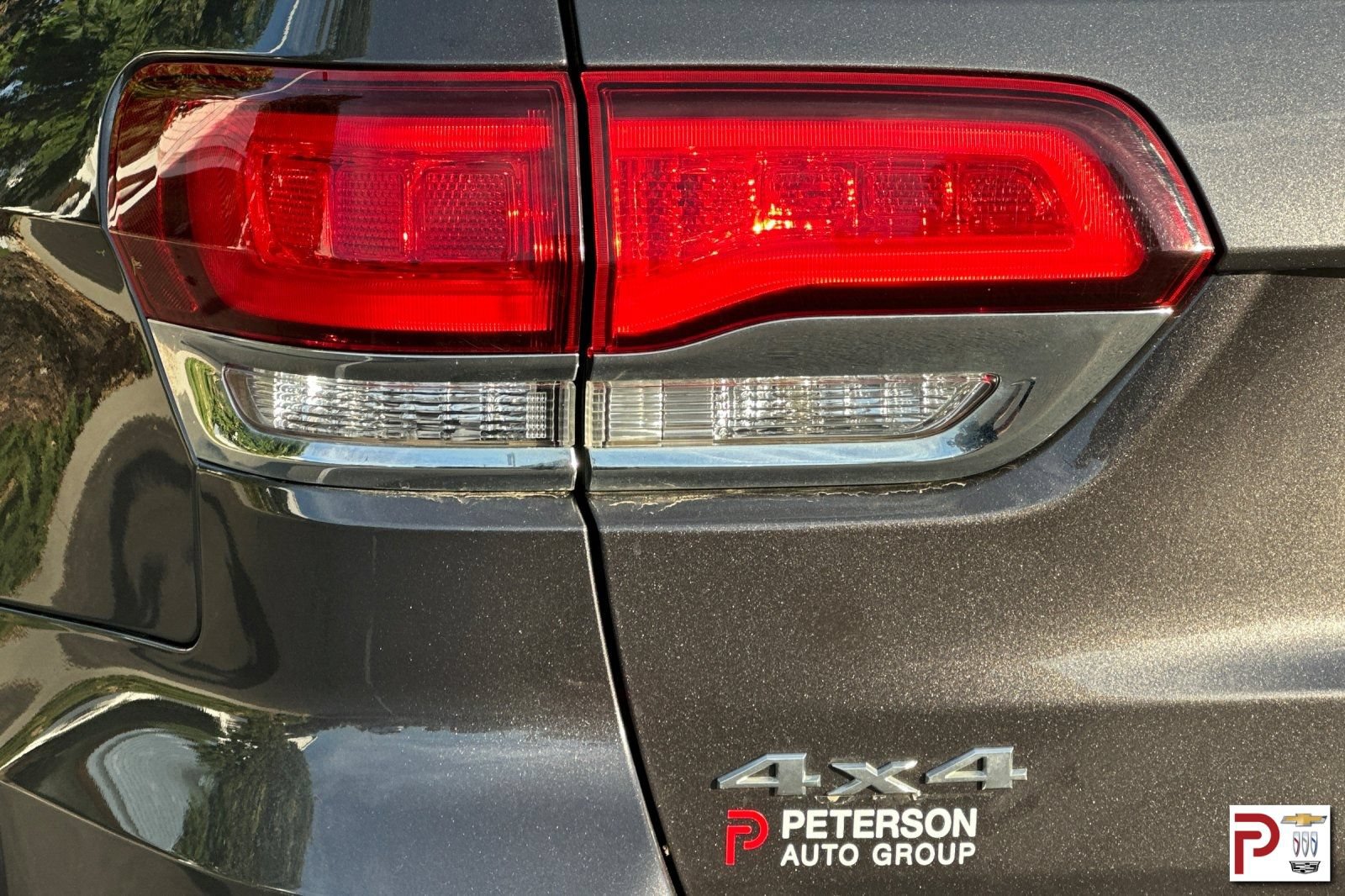 Used 2020 Jeep Grand Cherokee Limited AWD/4WD image 34