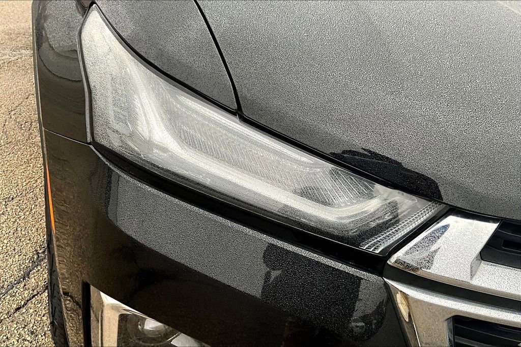 Certified 2023 Chevrolet Traverse LT w/ LPO, Floor Liner Package image 32