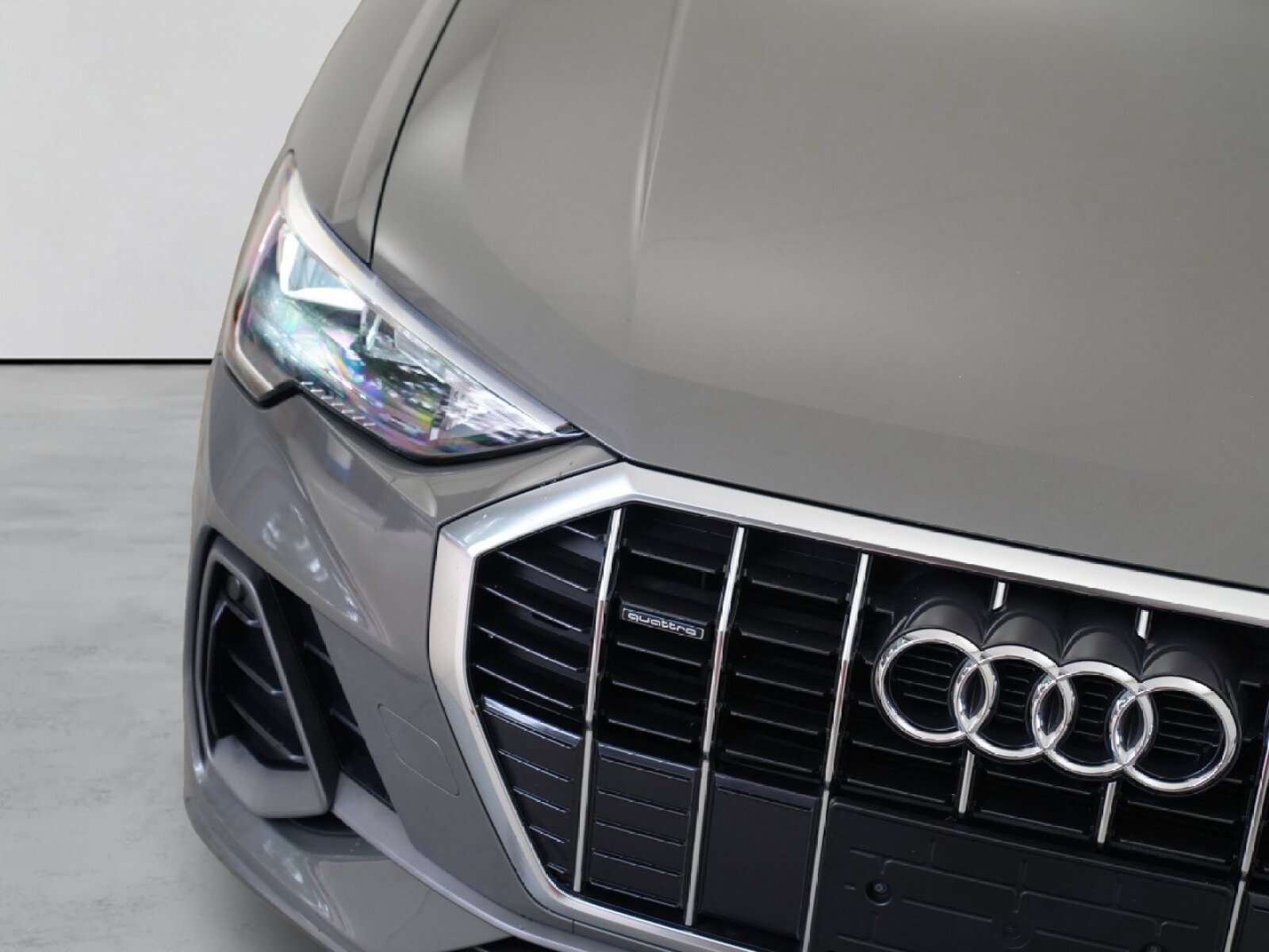 Used 2021 Audi Q3 2.0T Premium w/ Convenience Package AWD/4WD image 46