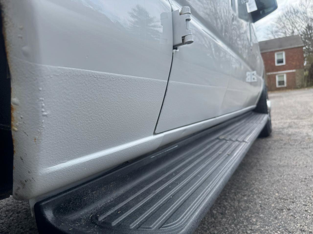 Used 2013 Ford E-350 and Econoline 350 XLT RWD image 15