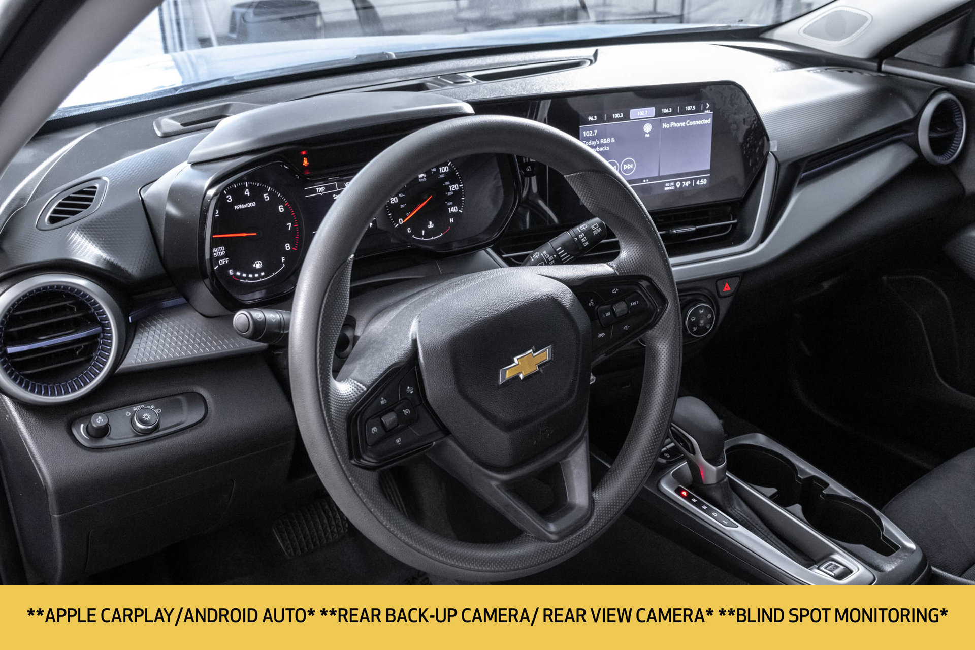 Used 2025 Chevrolet Trax LS w/ LS Convenience Package FWD image 5