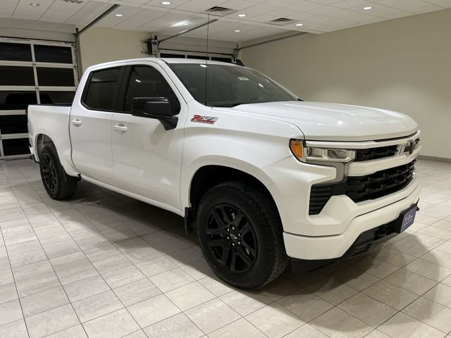 Used 2022 Chevrolet Silverado 1500 RST w/ Z71 Off-Road Package AWD/4WD image 7