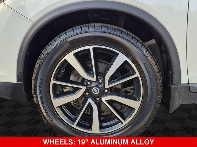Used 2019 Nissan Rogue SL w/ Premium Package AWD/4WD image 10
