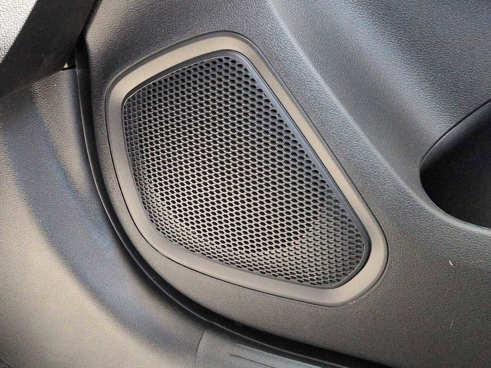 Certified 2026 Hyundai Venue SEL image 30