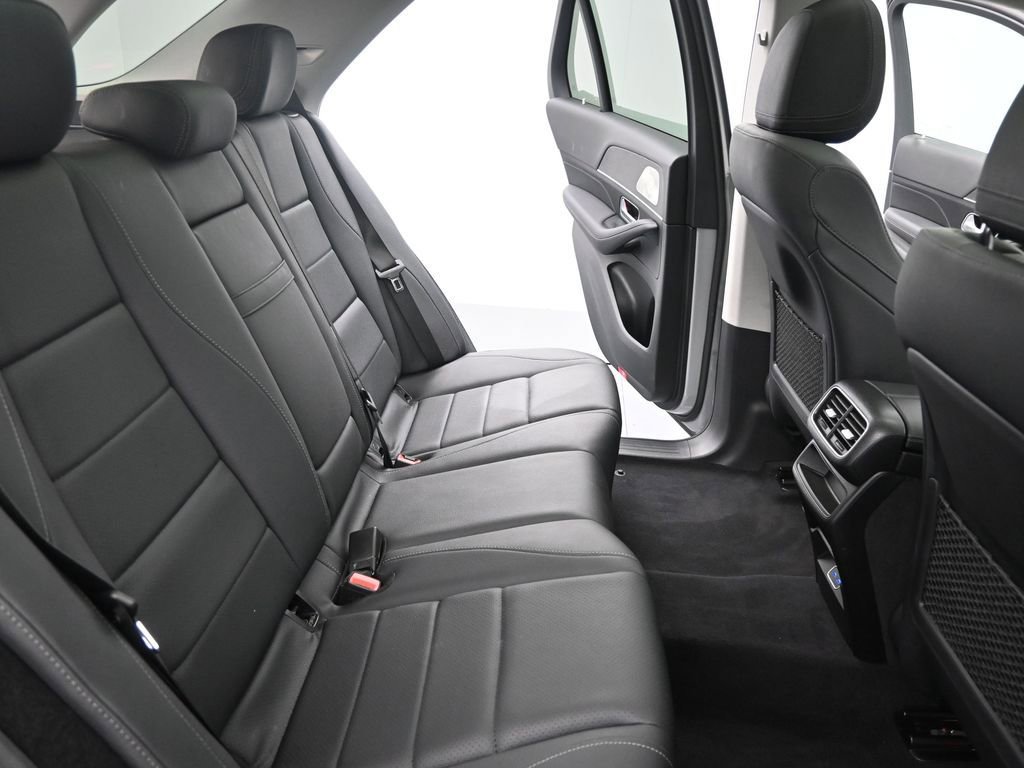 Used 2024 Mercedes-Benz GLE 450 4MATIC image 13