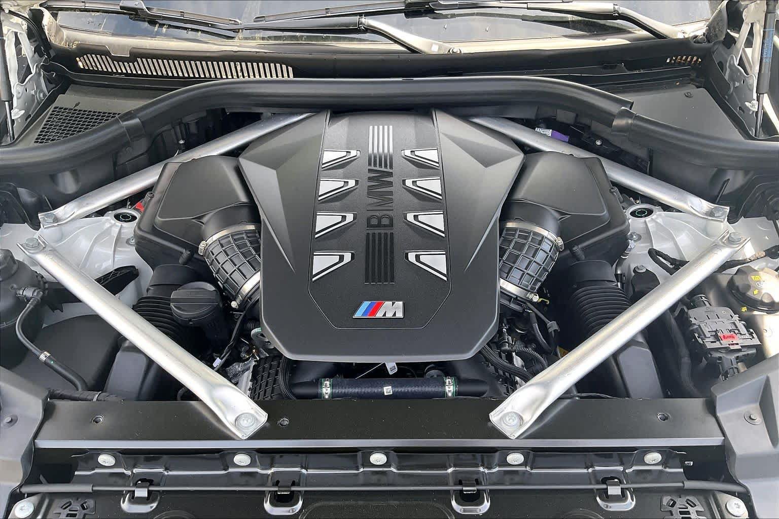 New 2026 BMW X5 M60i w/ Executive Package AWD/4WD image 16