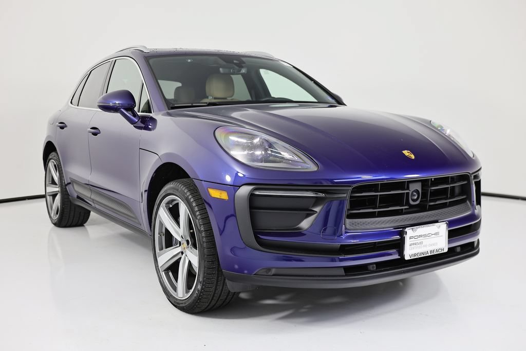 Certified 2026 Porsche Macan AWD/4WD image 9