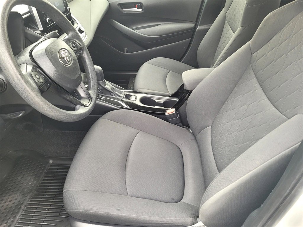 Used 2021 Toyota Corolla LE image 13