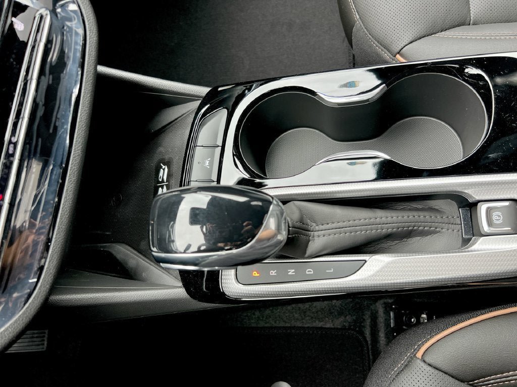 New 2026 Buick Envista Sport Touring FWD image 14