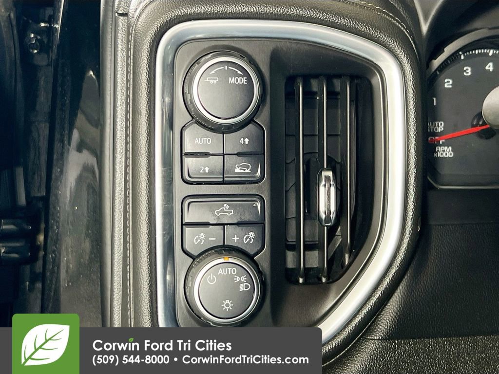 Used 2021 Chevrolet Silverado 1500 LT w/ Bed Protection Package AWD/4WD image 18