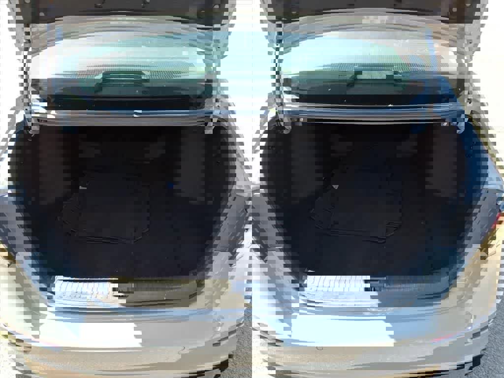 Certified 2024 Honda Accord EX-L image 6