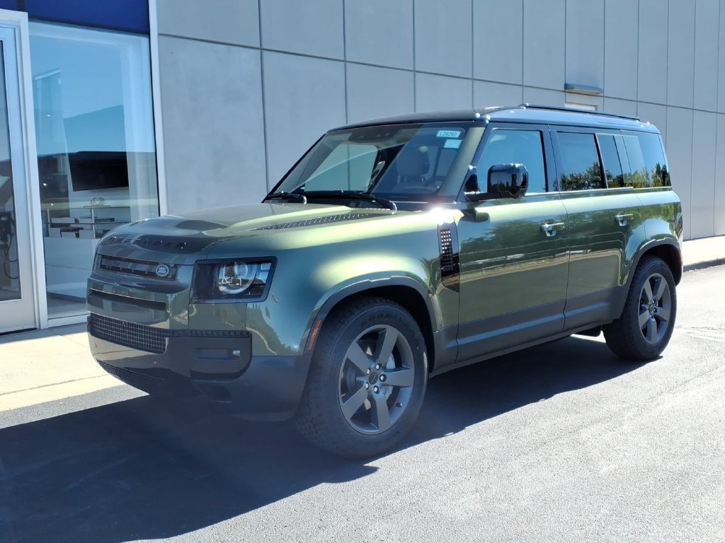 New 2026 Land Rover Defender 110 S AWD/4WD image 1
