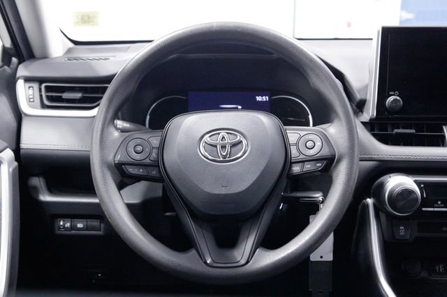 Used 2023 Toyota RAV4 LE AWD/4WD image 14