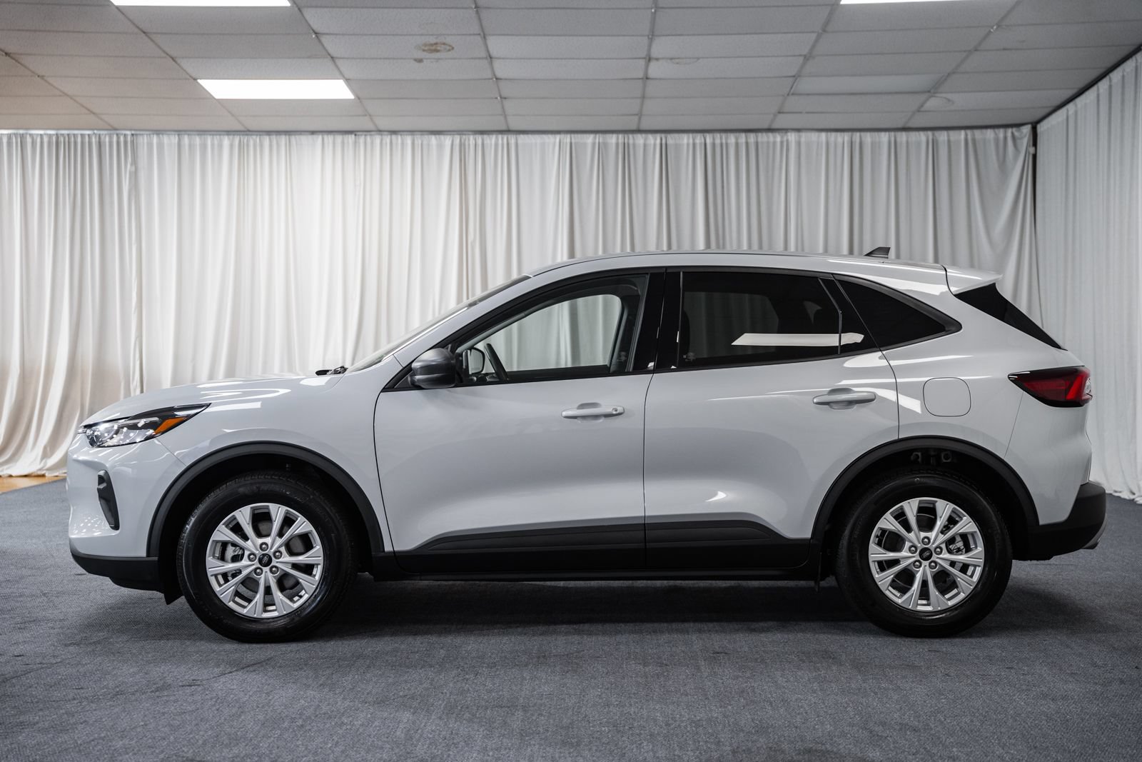 Certified 2026 Ford Escape Active FWD image 5