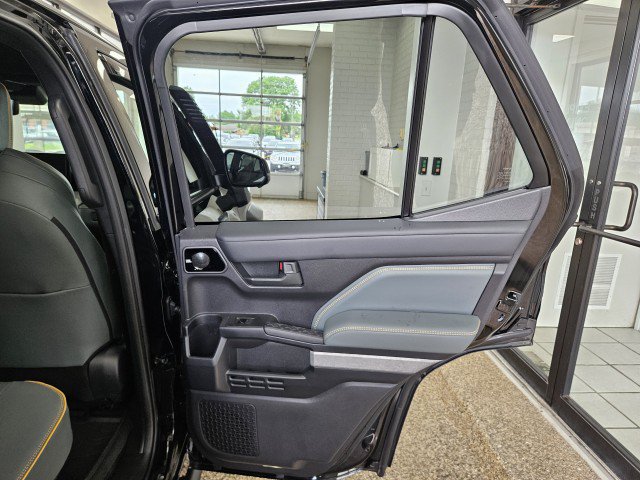 Used 2025 Toyota 4Runner Trailhunter AWD/4WD image 16