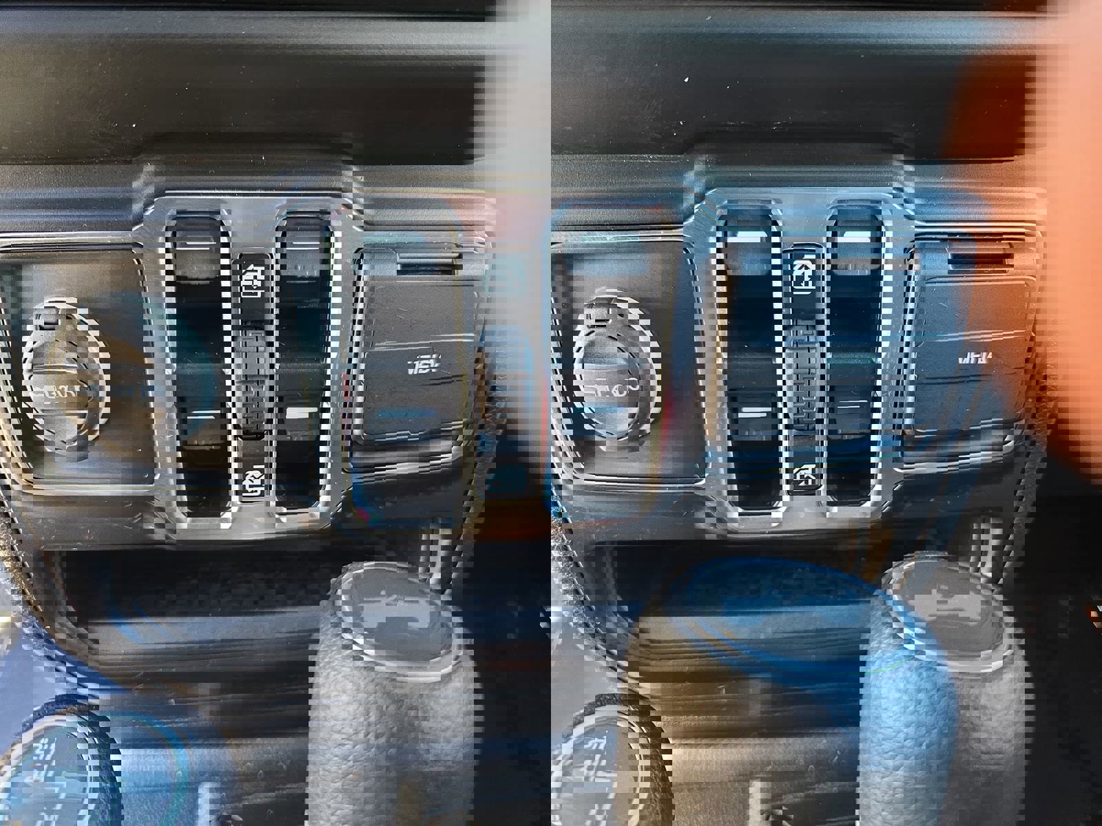 Used 2022 Jeep Wrangler Sport S image 27