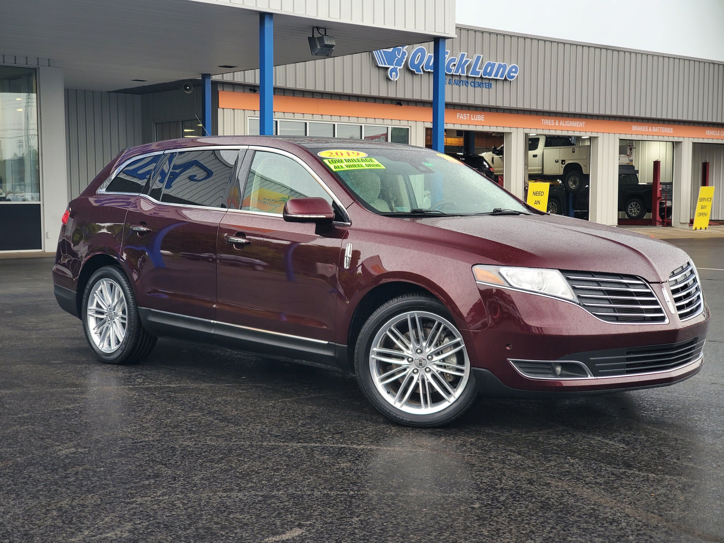 Used 2019 Lincoln MKT AWD video 1
