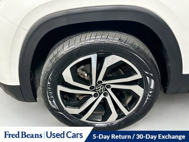 Used 2023 Volkswagen Atlas SEL image 31