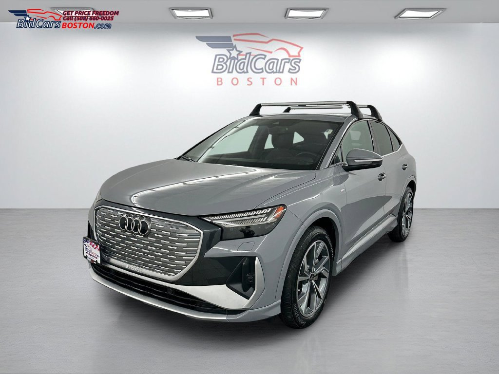 Used 2024 Audi Q4 e-tron Prestige AWD/4WD image 1