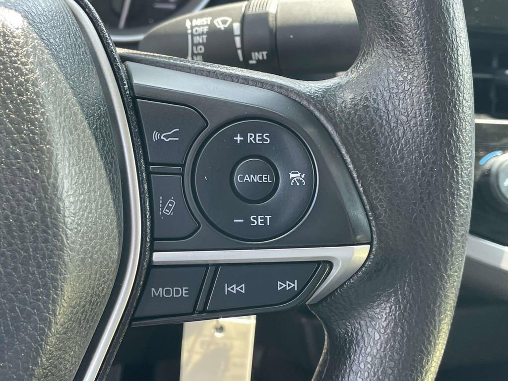 Used 2024 Toyota Camry LE FWD image 19