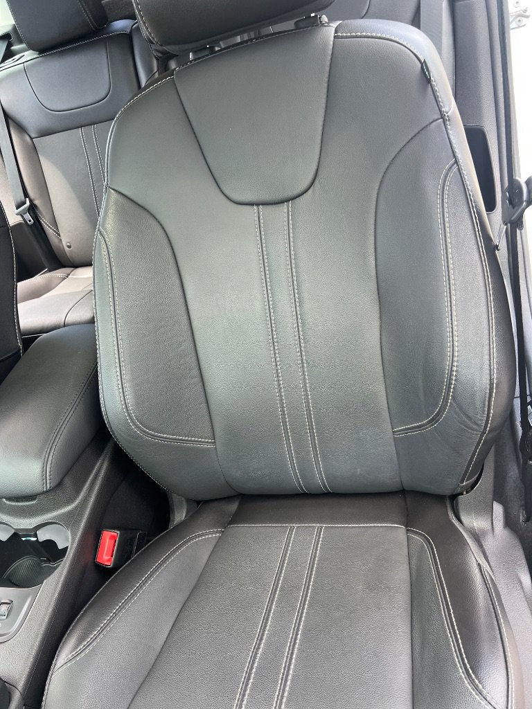 Used 2014 Ford Focus Titanium FWD image 31