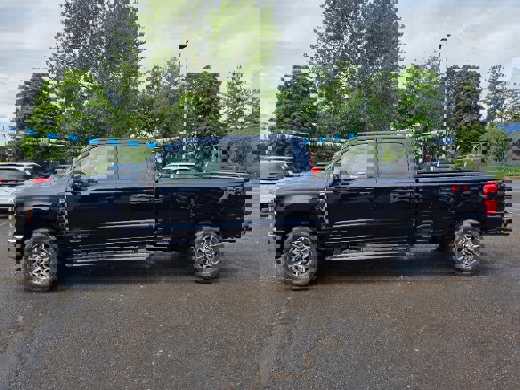 New 2025 Ford F350 Lariat w/ FX4 Off-Road Package image 6