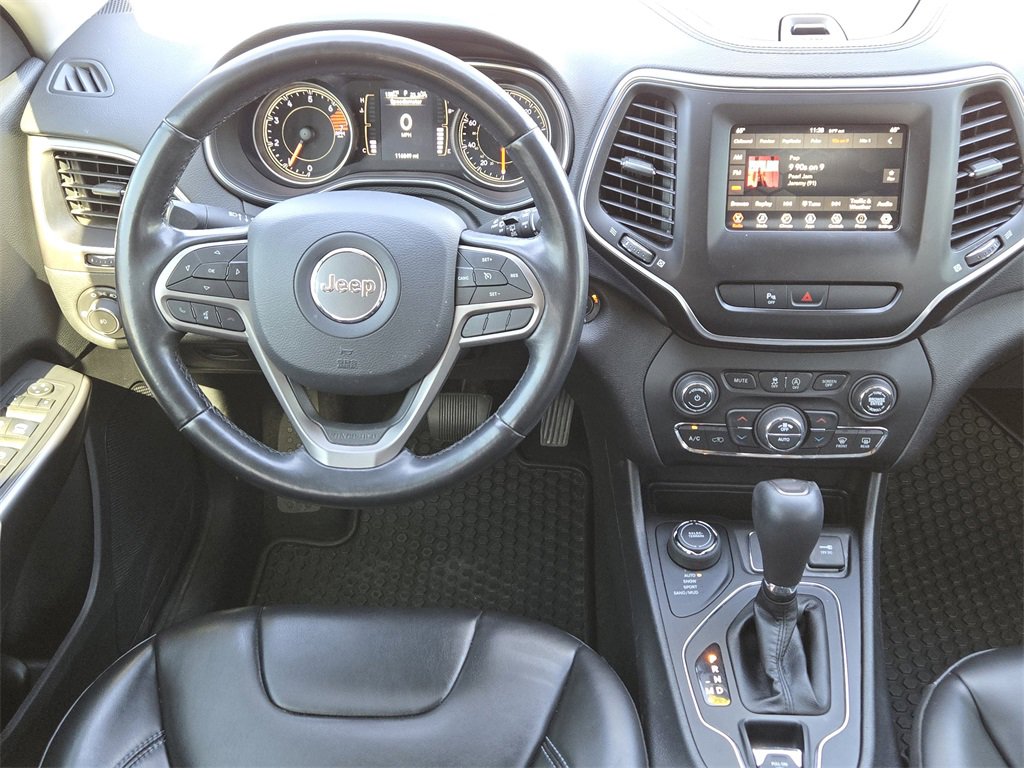 Used 2020 Jeep Cherokee Latitude Plus w/ Comfort/Convenience Group image 28