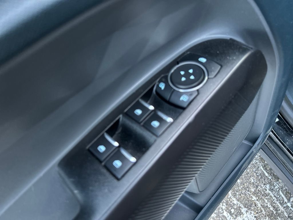 Used 2025 Ford Maverick XLT w/ Black Appearance Package image 20