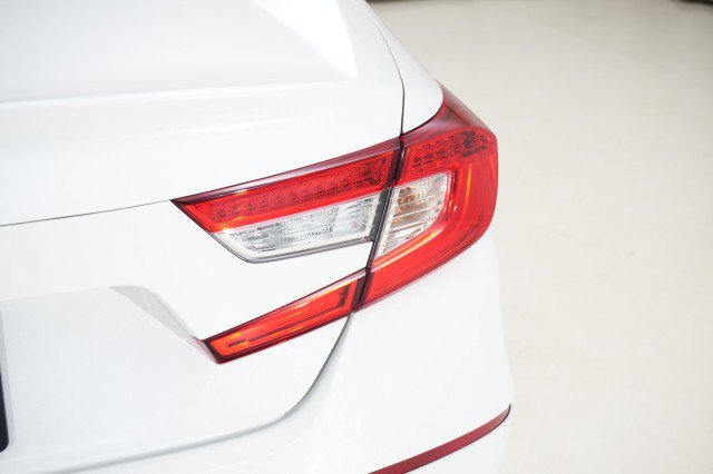 Used 2019 Honda Accord EX image 21