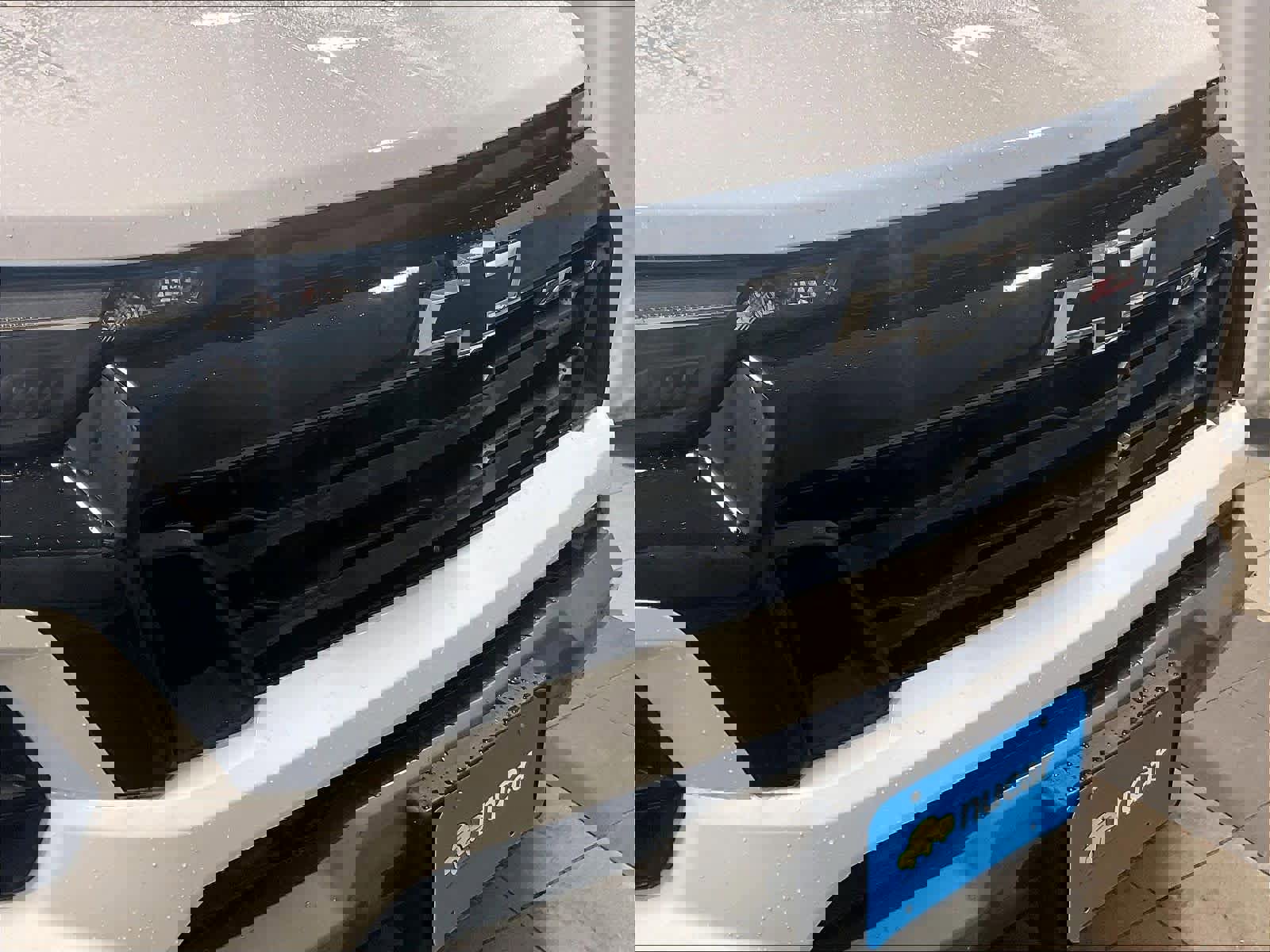 Used 2024 Chevrolet Colorado Z71 w/ Z71 Convenience Package 2 image 30