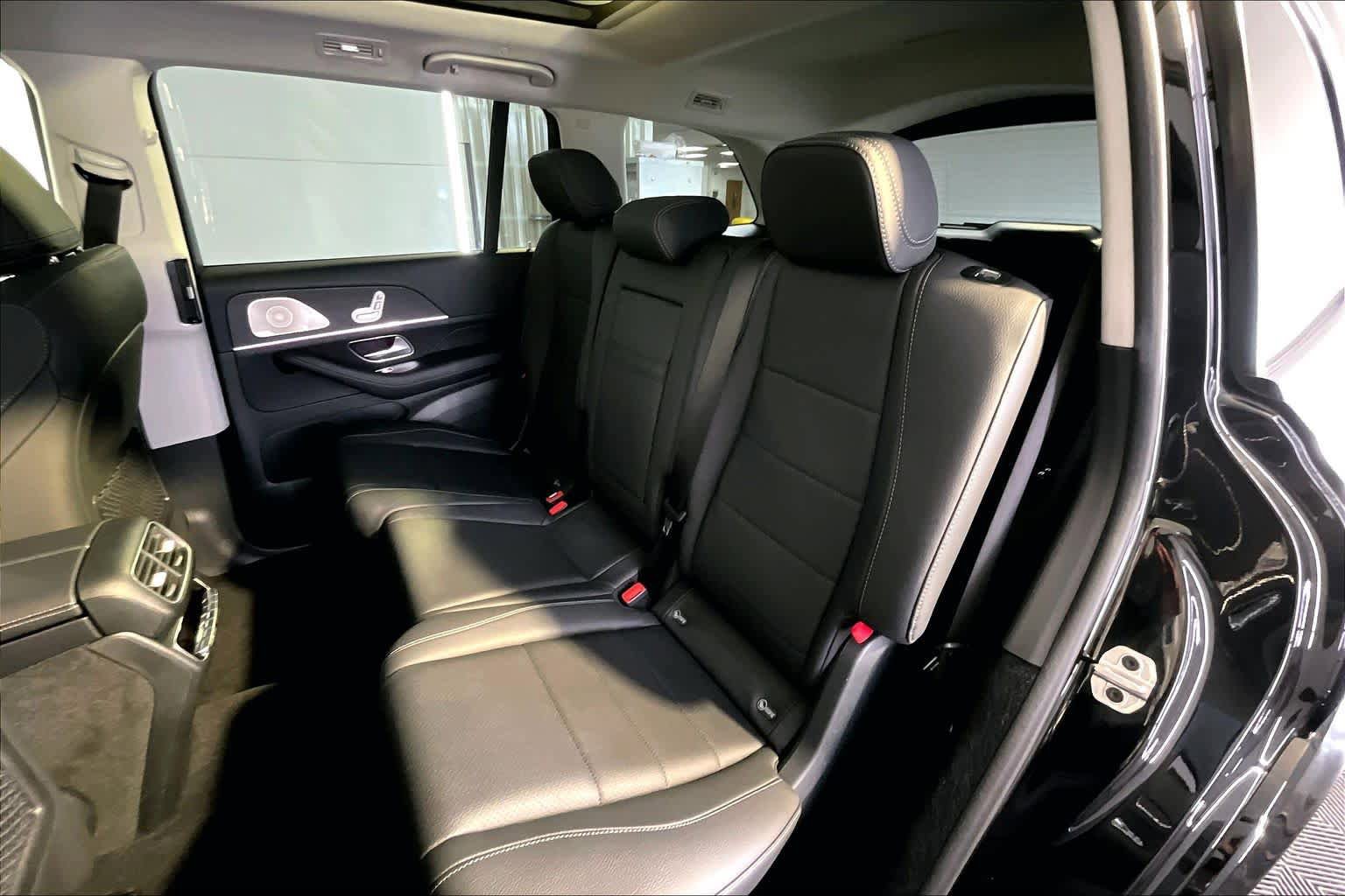 Certified 2026 Mercedes-Benz GLS 450 4MATIC image 21