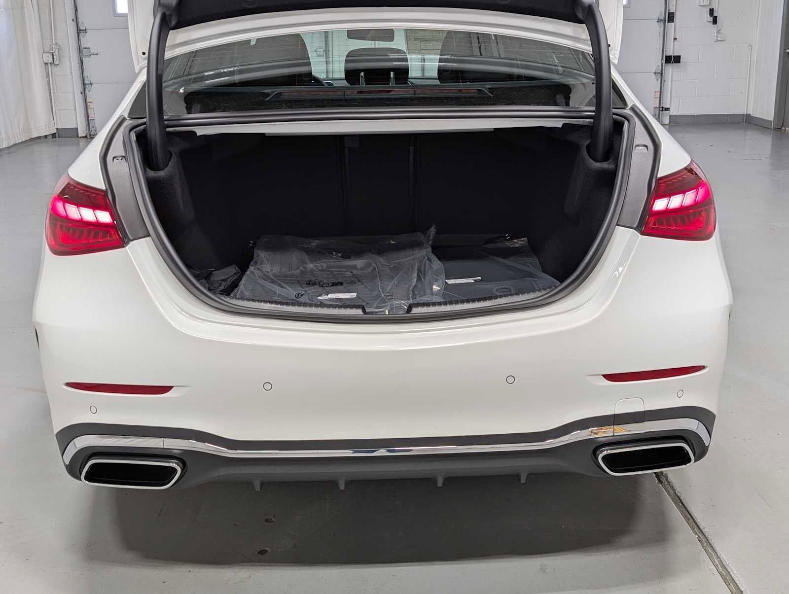 New 2026 Mercedes-Benz C 300 4MATIC Sedan image 21