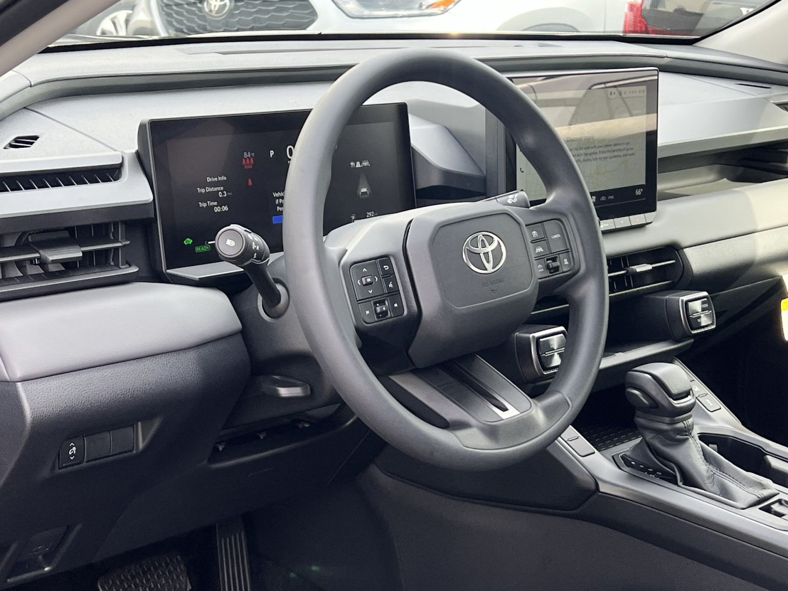 Used 2026 Toyota RAV4 LE AWD/4WD image 15