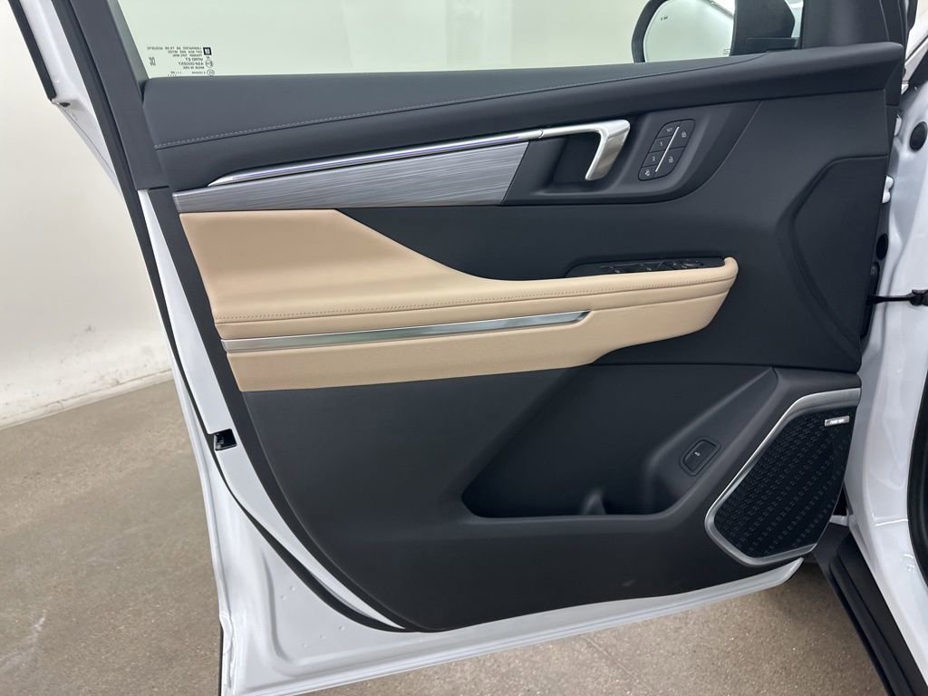 New 2026 Buick Enclave Preferred w/ Power Package AWD/4WD image 31