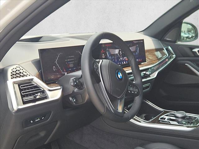 Used 2026 BMW X5 xDrive50e w/ Climate Comfort Package AWD/4WD image 9