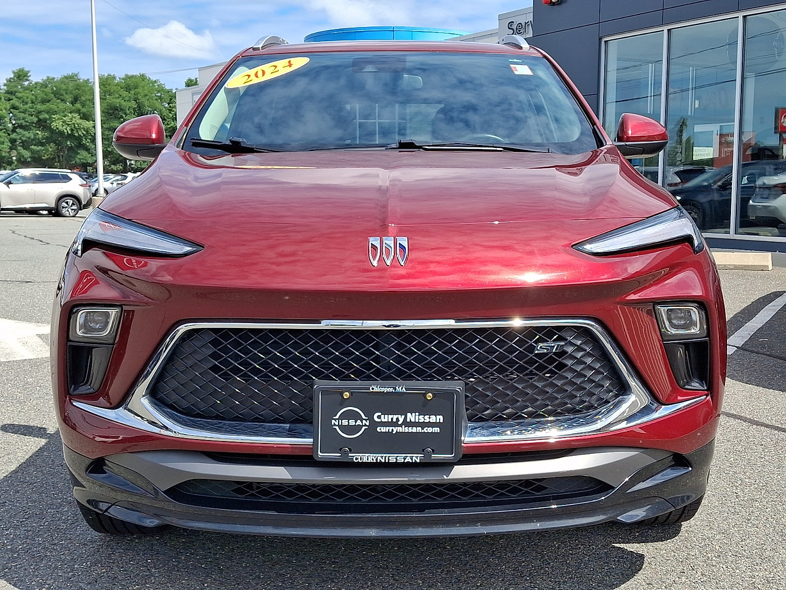 Used 2024 Buick Encore GX Sport Touring AWD/4WD image 2