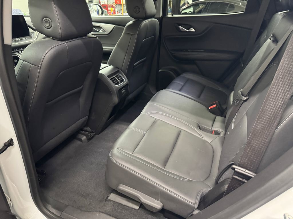 Used 2024 Chevrolet Blazer LT image 15