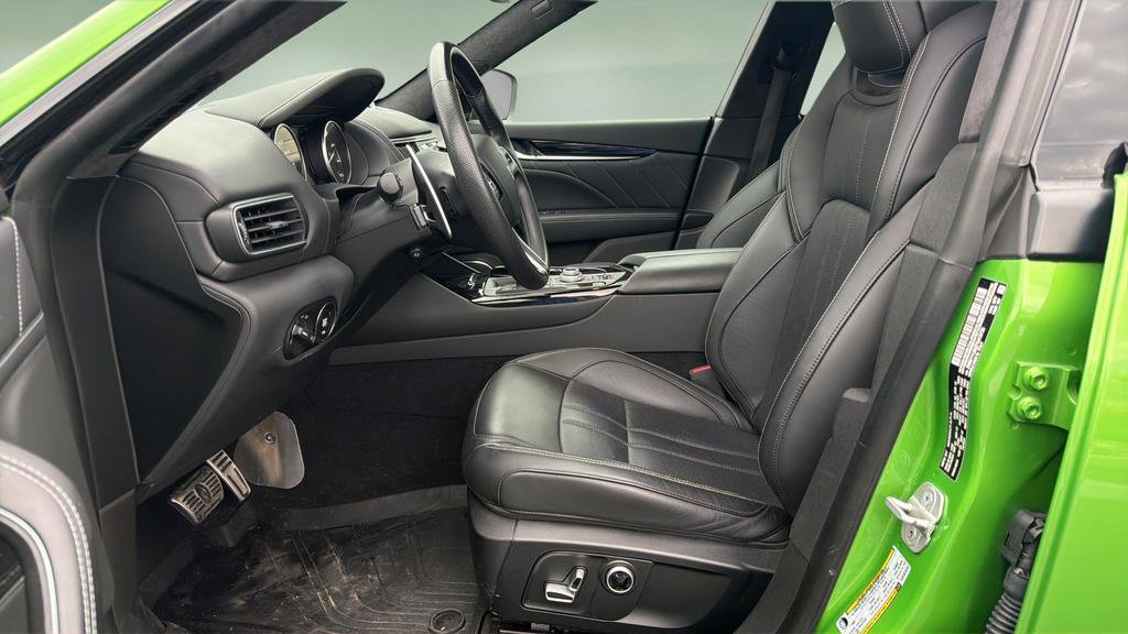 Used 2023 Maserati Levante Modena image 18