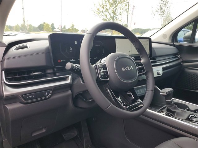 New 2026 Kia Carnival SX w/ SX Dark Edition Package image 17