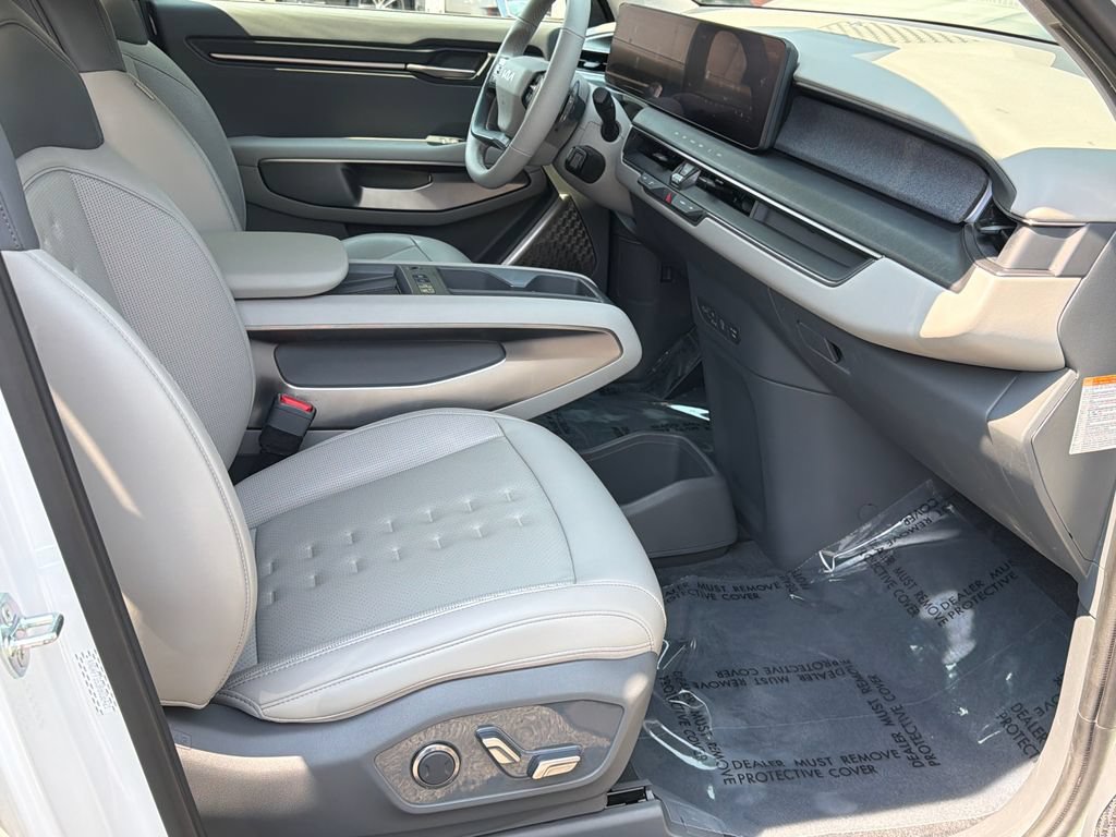 Certified 2024 Kia EV9 Wind AWD/4WD image 14