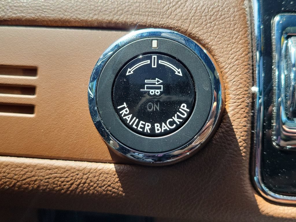 Certified 2024 Lincoln Navigator Reserve AWD/4WD image 34