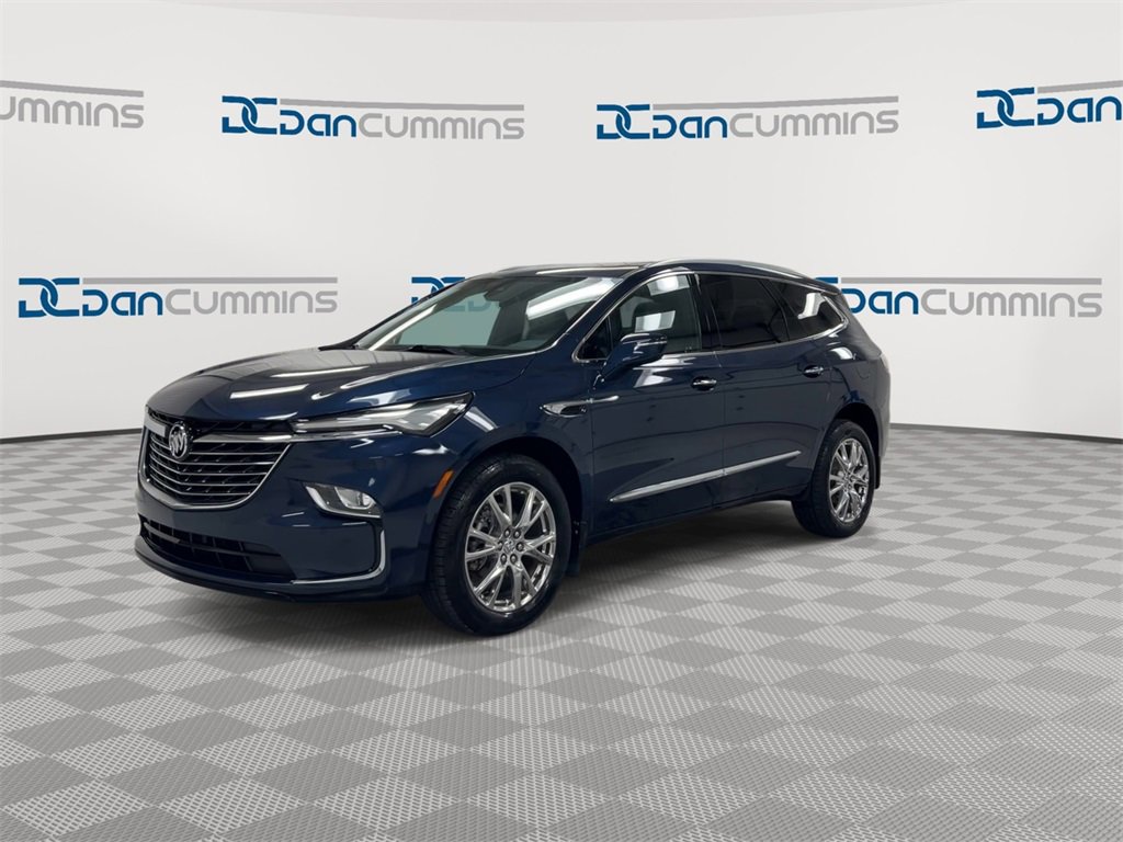 Used 2023 Buick Enclave Essence w/ Experience Buick Package image 4