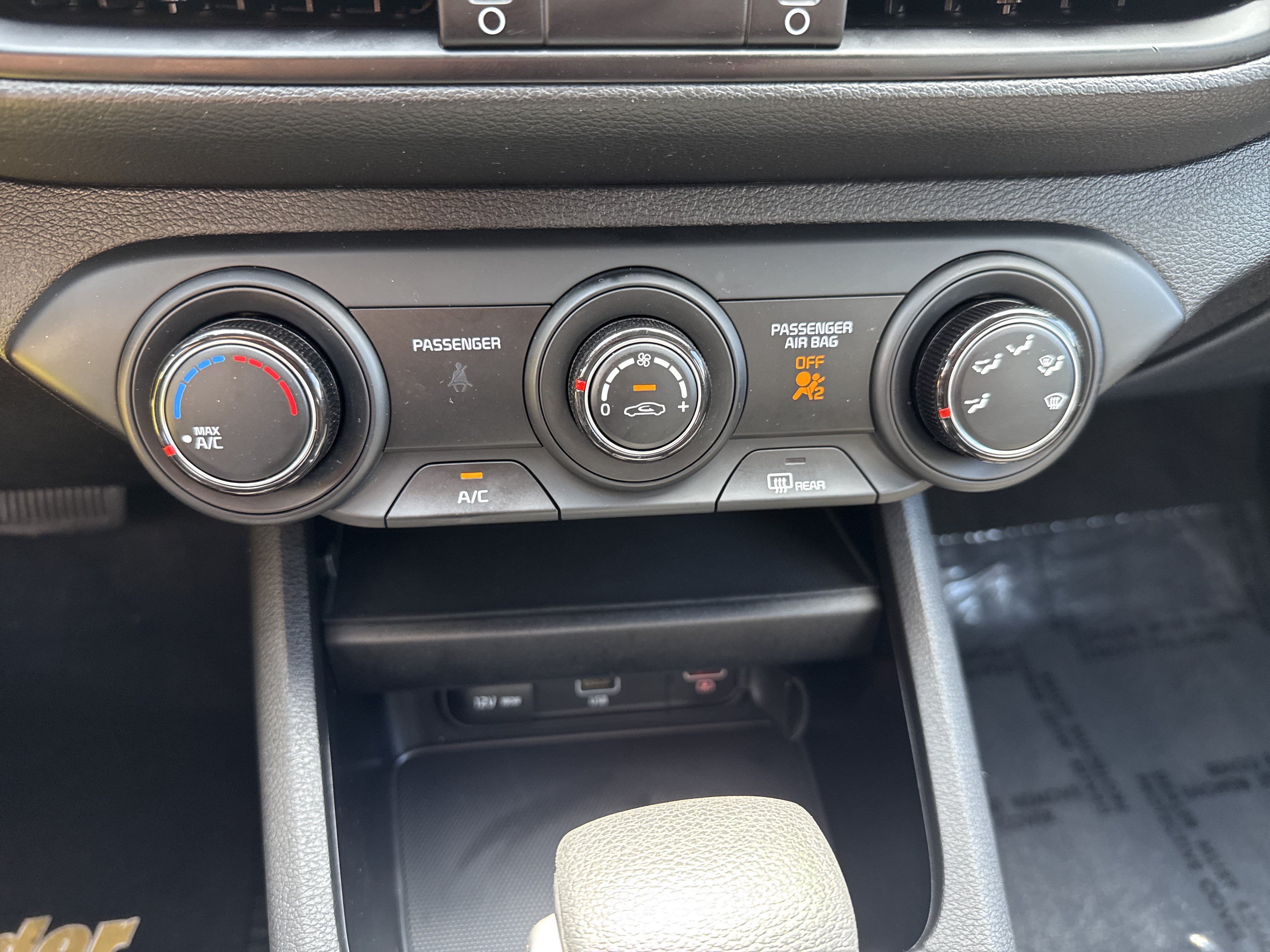 Certified 2024 Kia Forte LXS FWD image 25