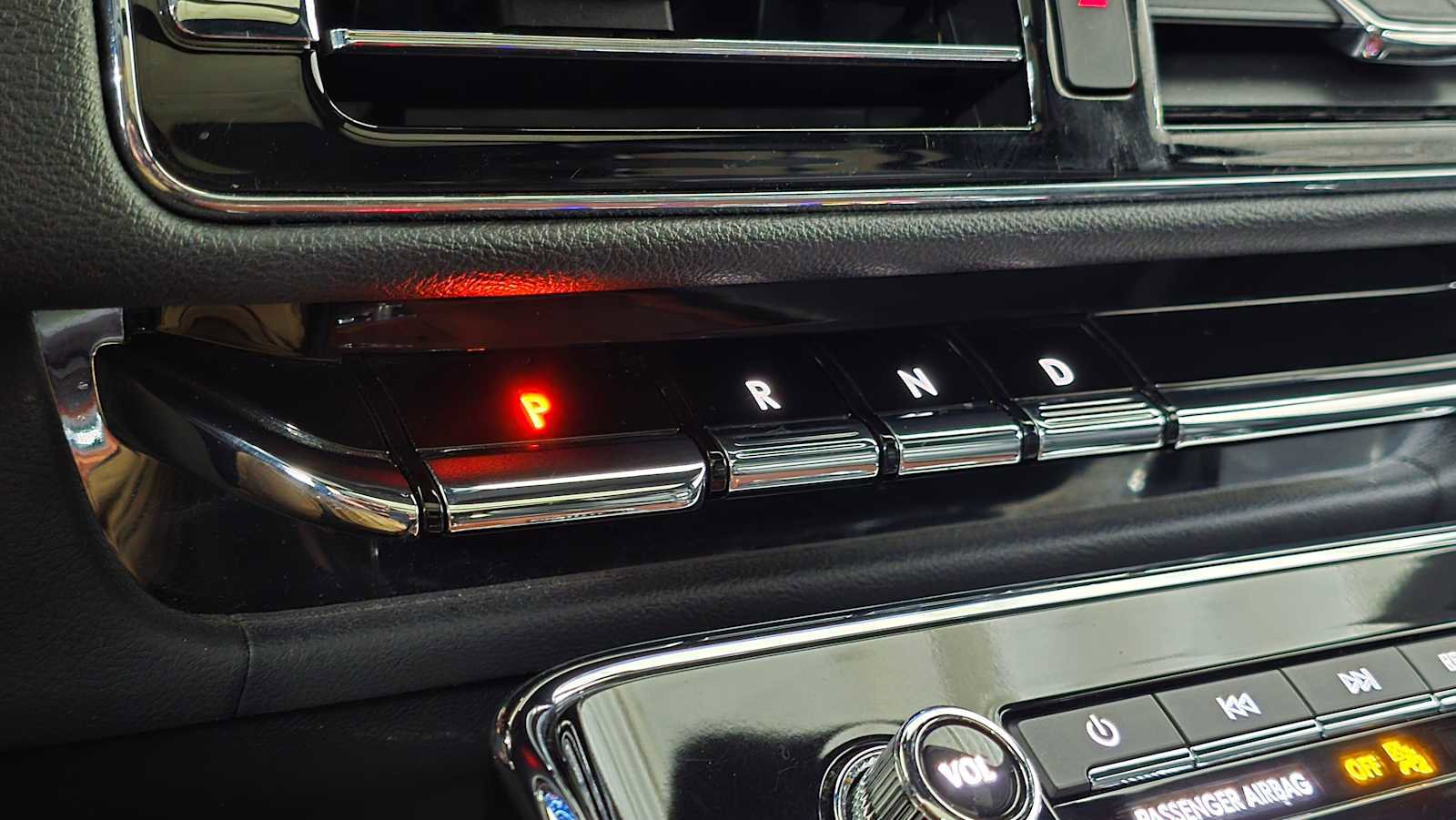 Used 2024 Lincoln Navigator L Premiere image 38